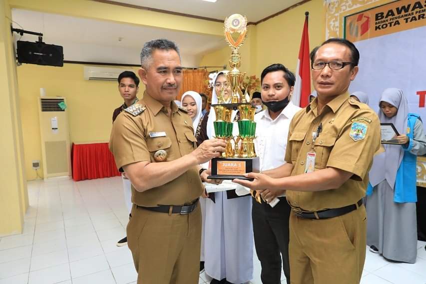 SMA Negeri 3 Tarakan Raih Juara Kompetisi Debat Pelajar Se-Kota Tarakan