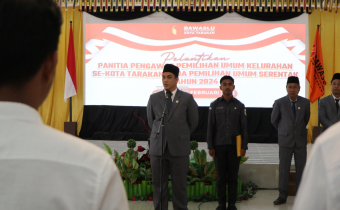 Ketua Bawaslu, Zulfauzy Hasly melantik 20 Pengawas Kelurahan se-Kota Tarakan. Zulfauzy  menekankan agar Panwaslu Kelurahan bekerja dengan mekanisme yang baik.